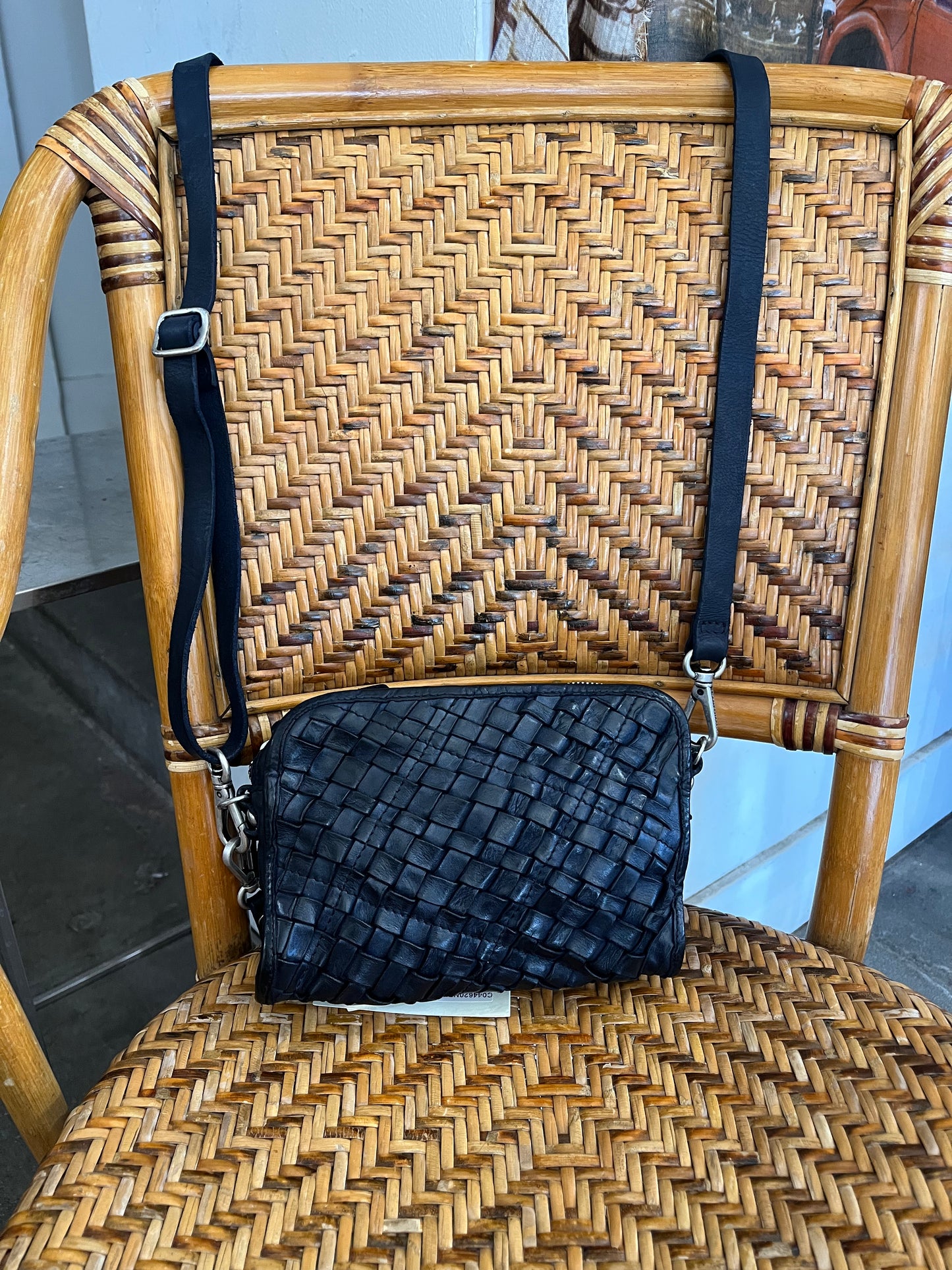 Campomaggi Bosso Crossbody Bag in Dark Blue