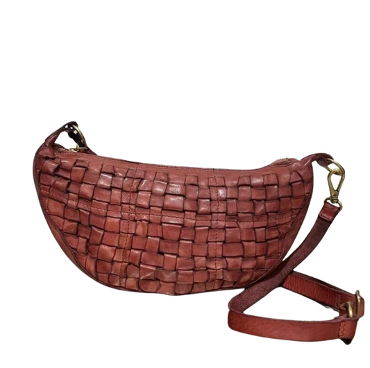 Campomaggi Crossbody Bag with Woven Detailing in Borgogna