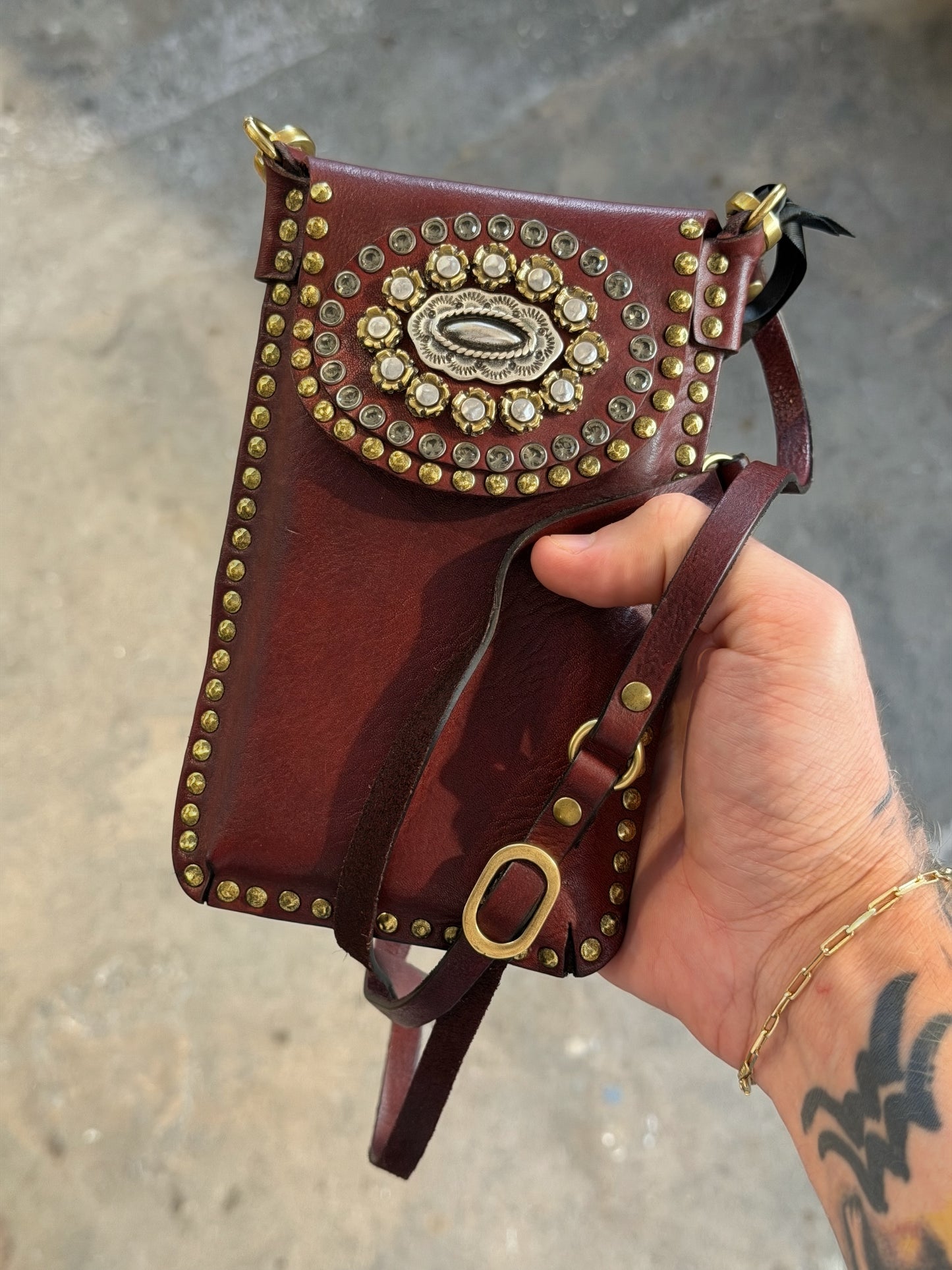 Campomaggi Leather Studded & Embellished Card & Phone Holder in Vinaccia