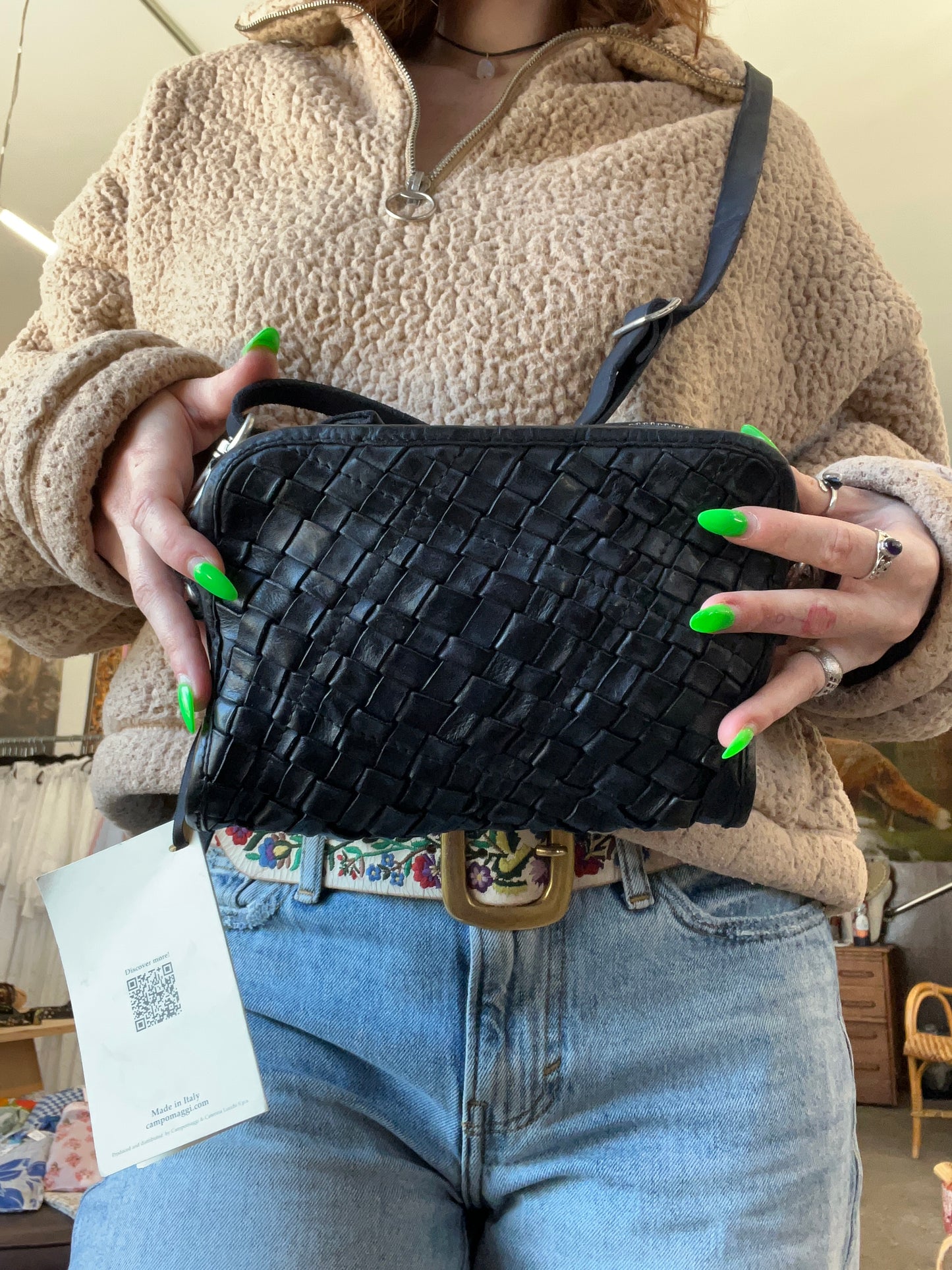 Campomaggi Bosso Crossbody Bag in Dark Blue