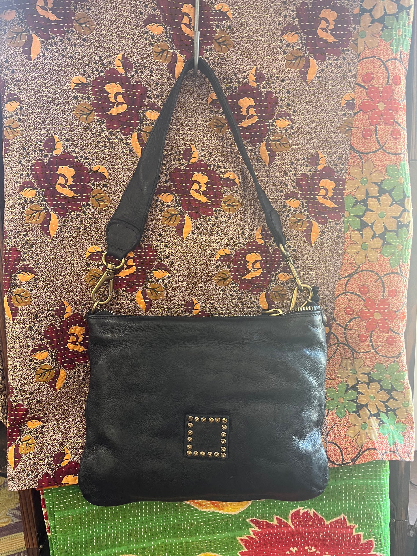 Campomaggi Gold Studded Shoulder Bag - Nero