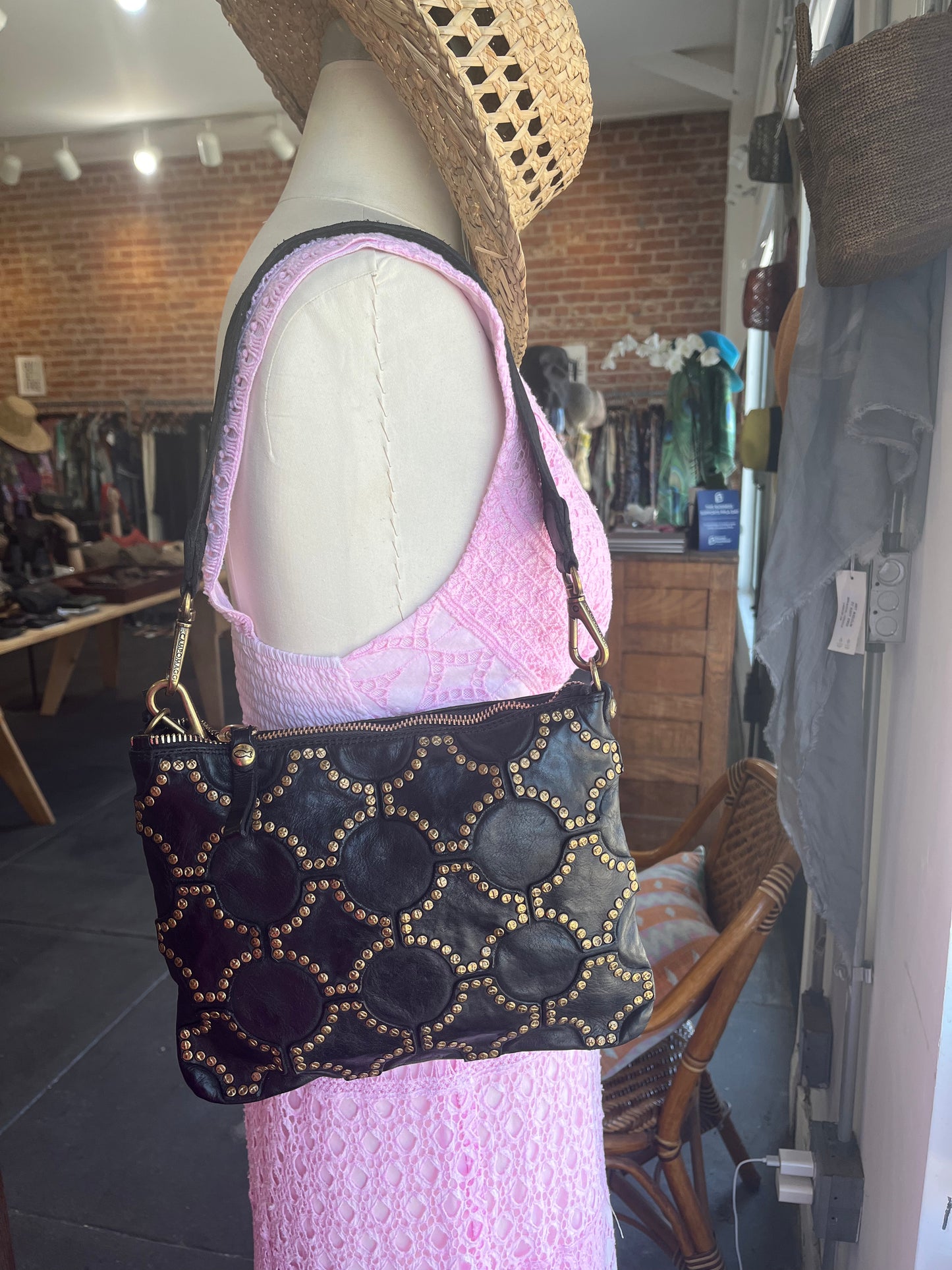 Campomaggi Gold Studded Shoulder Bag - Nero
