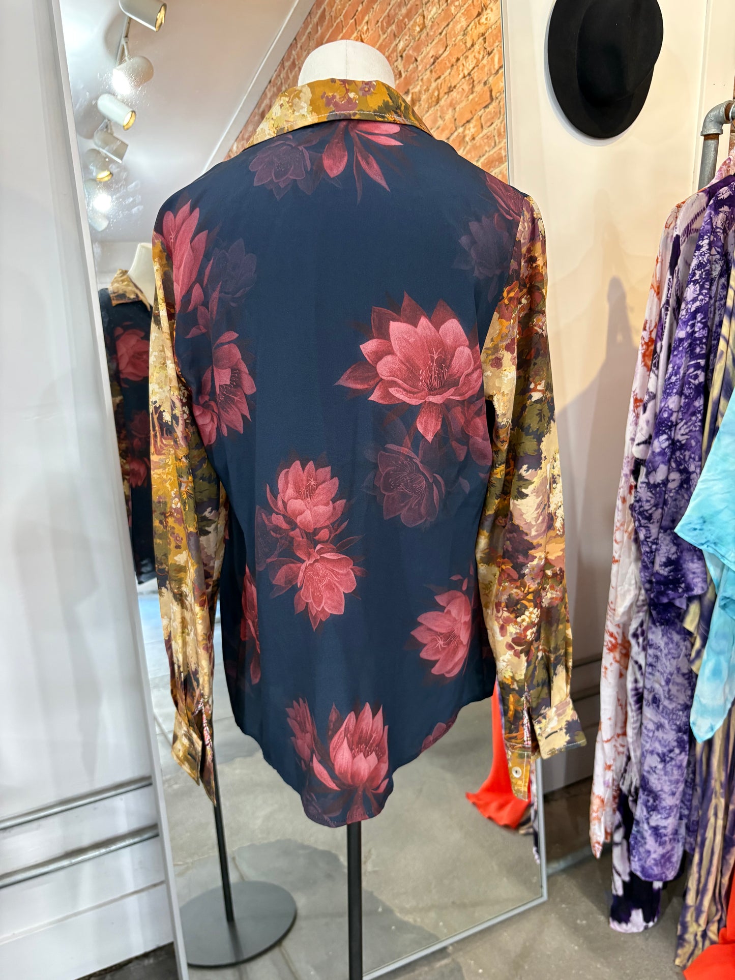 Miki Thumb Floral Print Block Silk Classic Shirt