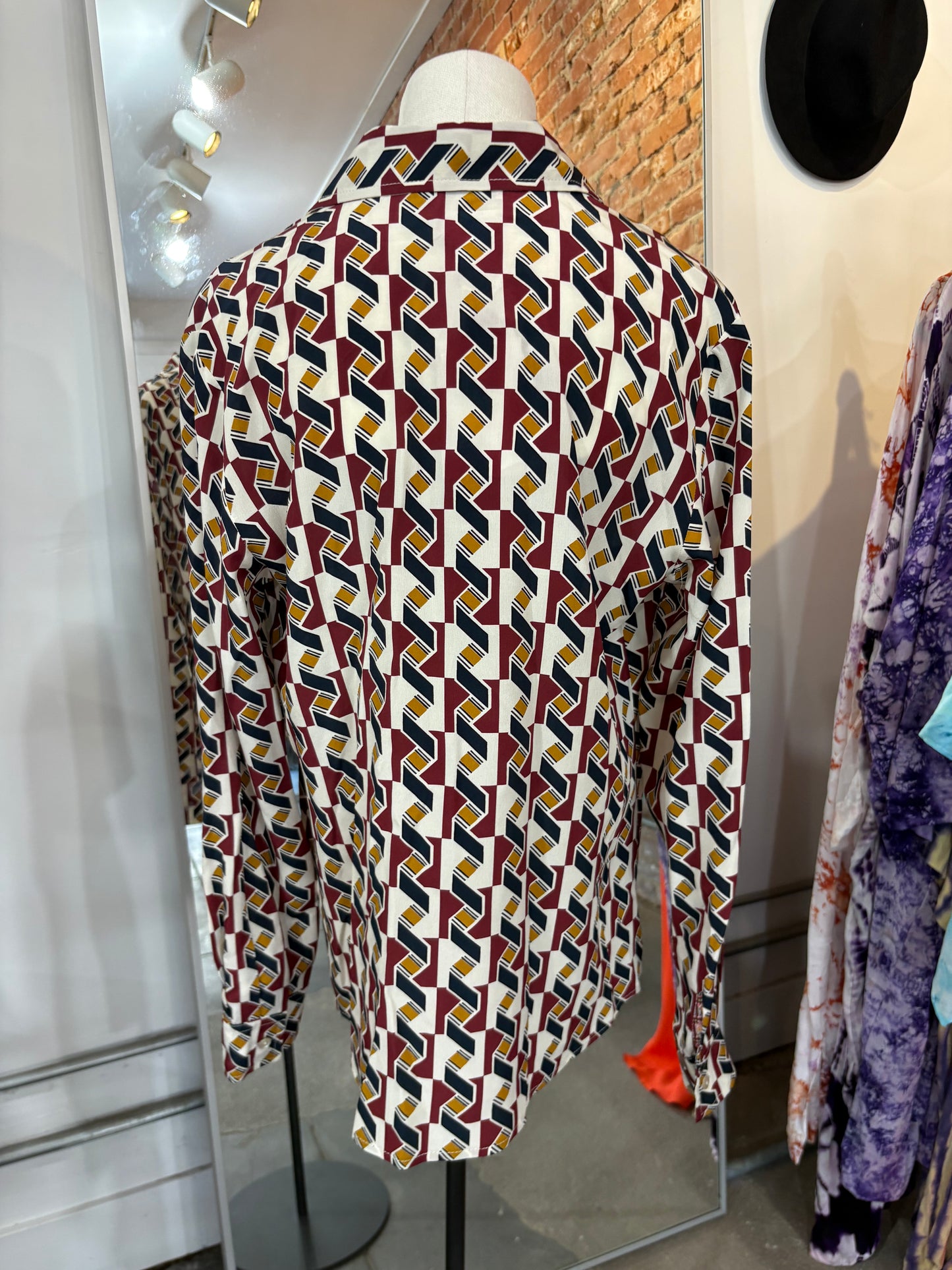 Miki Thumb Silk Geo Print Classic Shirt