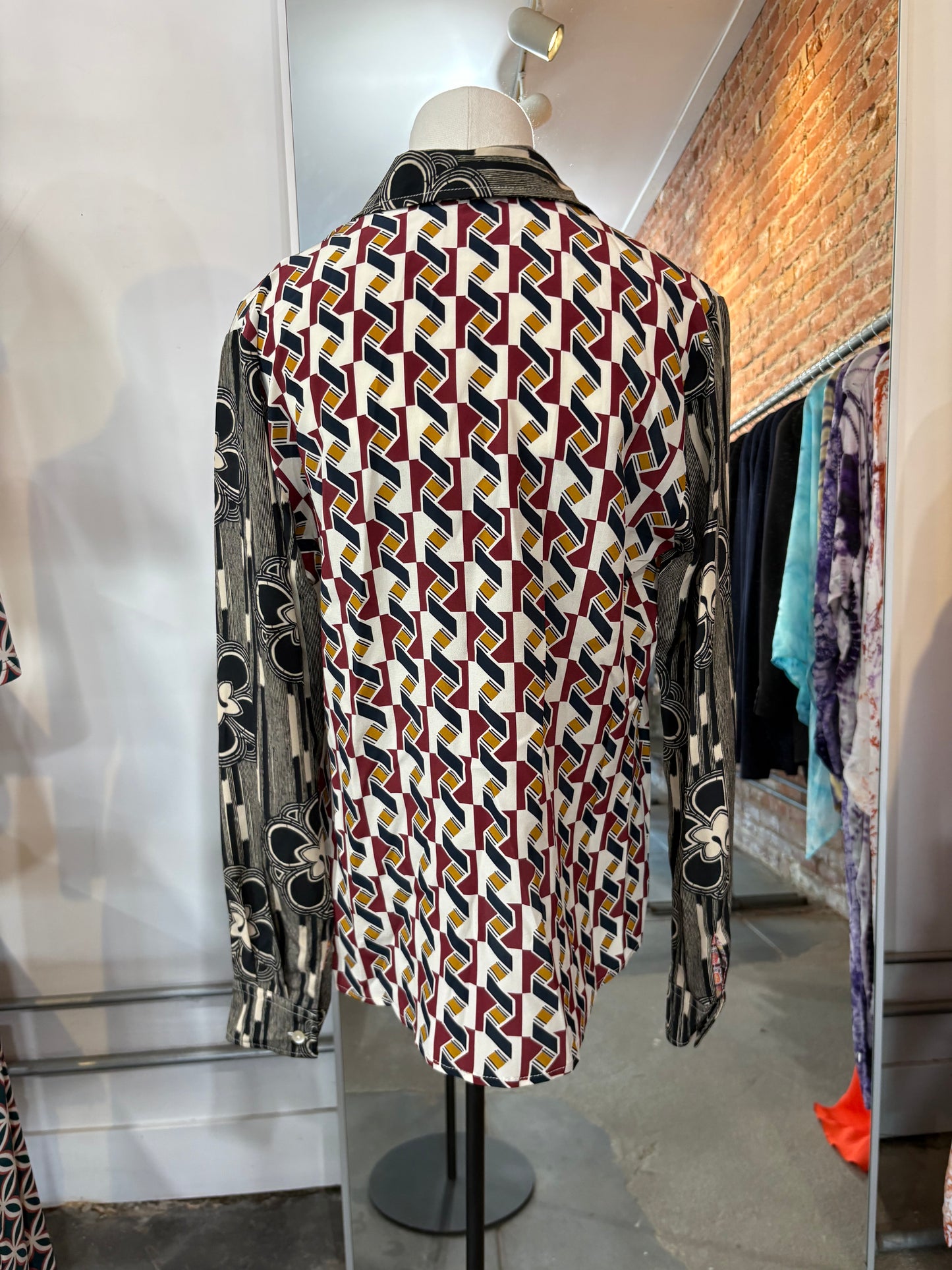 Miki Thumb Silk Print Block Classic Shirt
