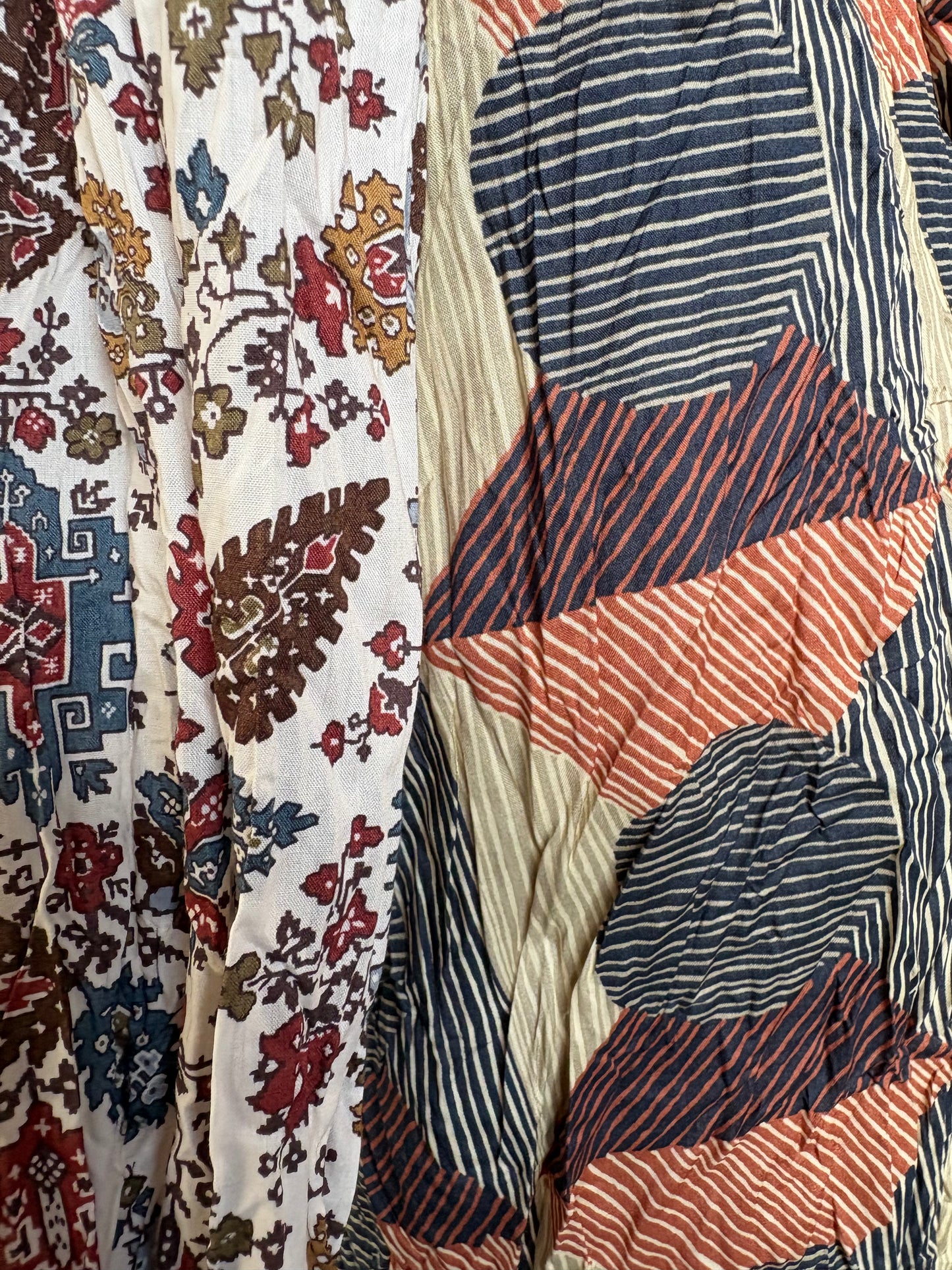 Miki Thumb Washed Cotton Print Block Classic Shirt