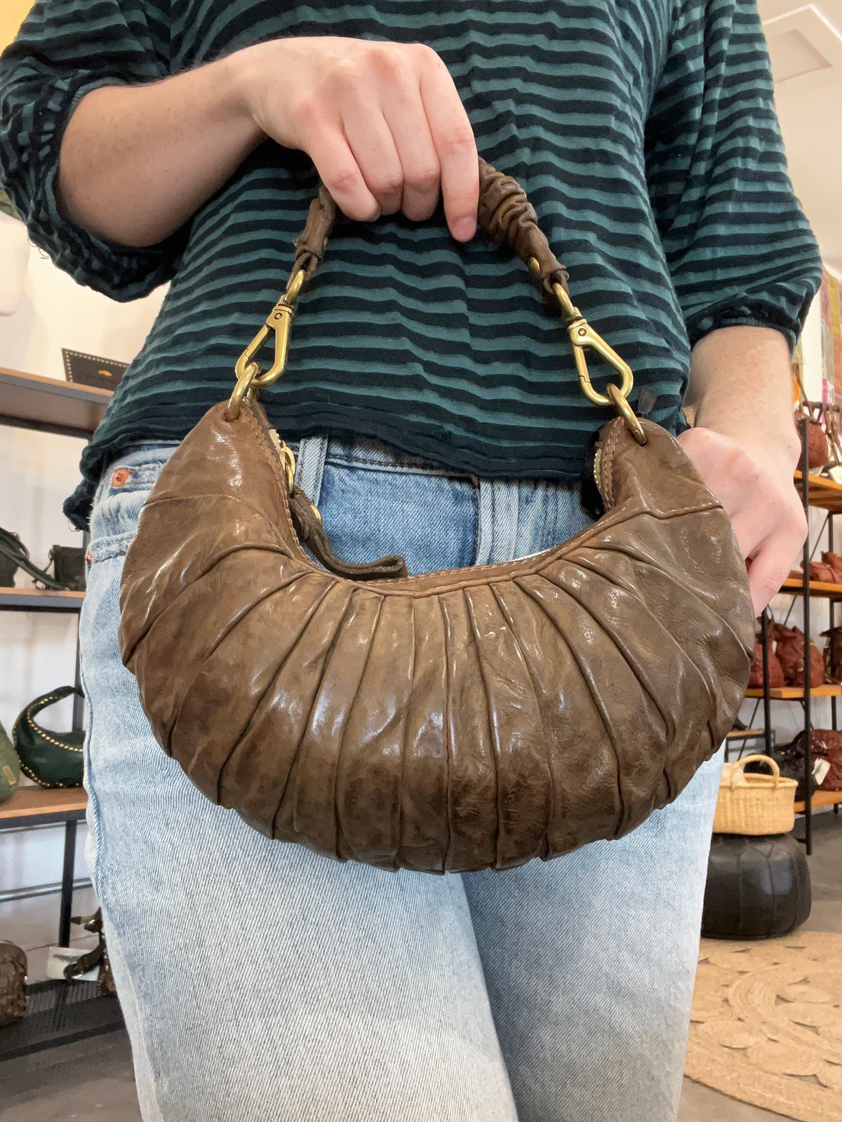 Shoulder Bag "LUNA" in Verde Militaire