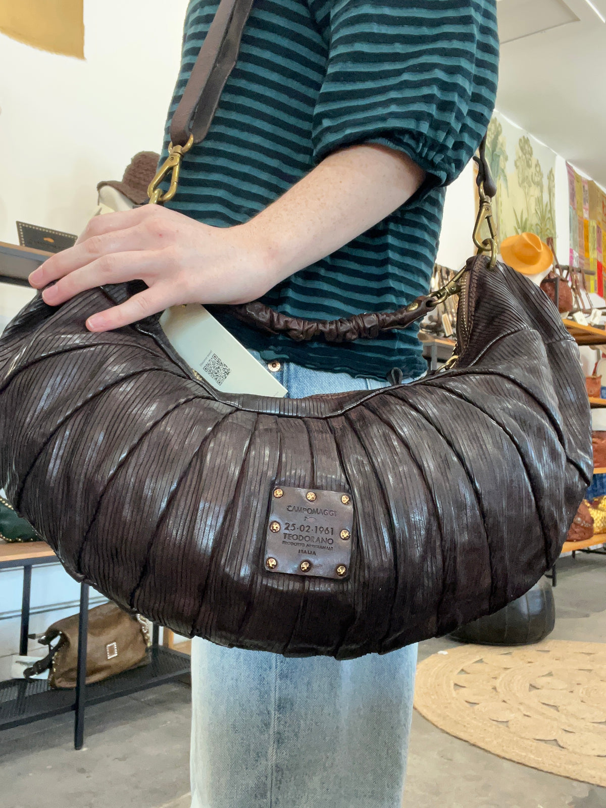 Campomaggi Shoulder Bag in Moro