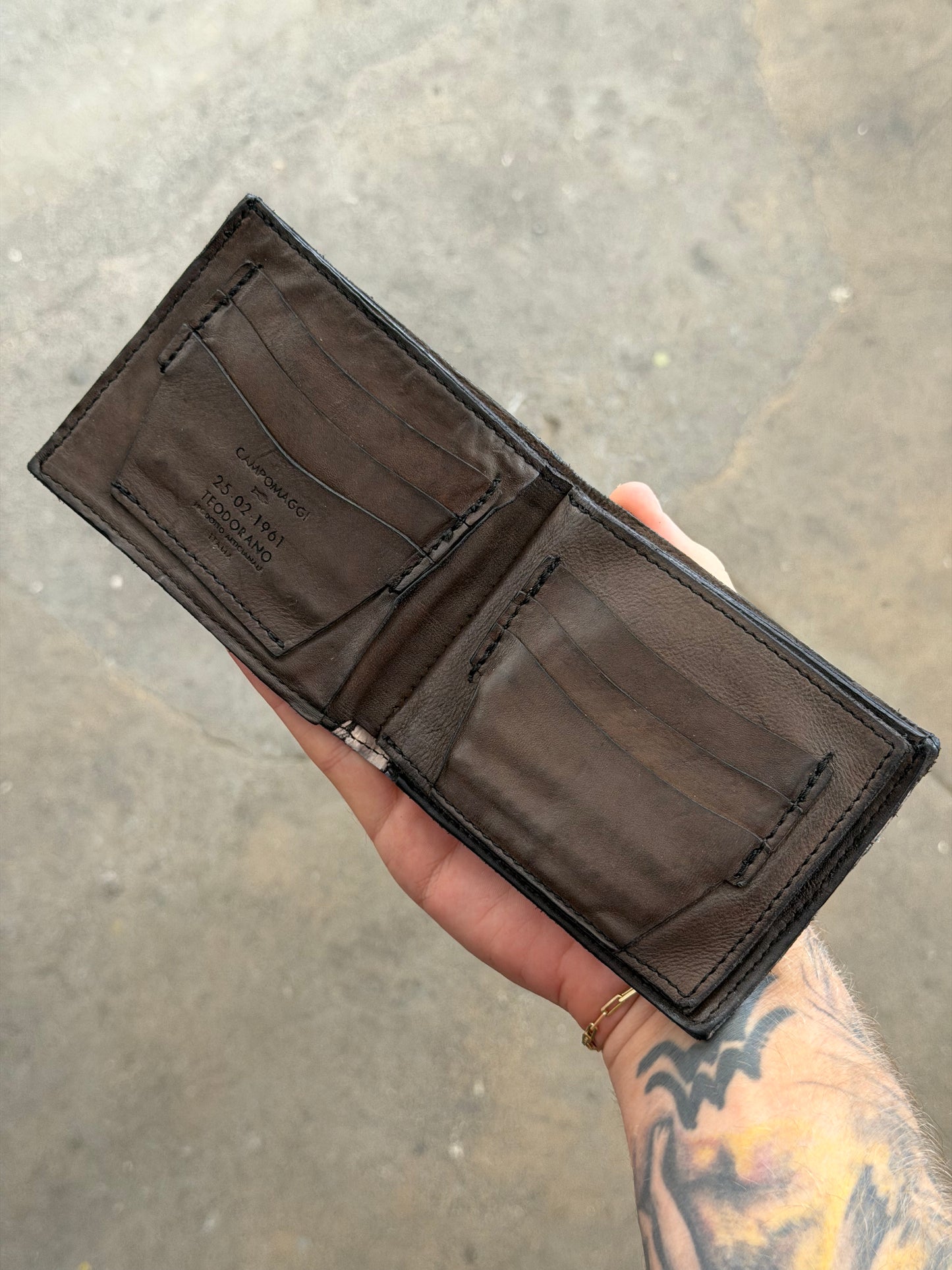 Campomaggi Leather Embossed Trifold Wallet in Grigio
