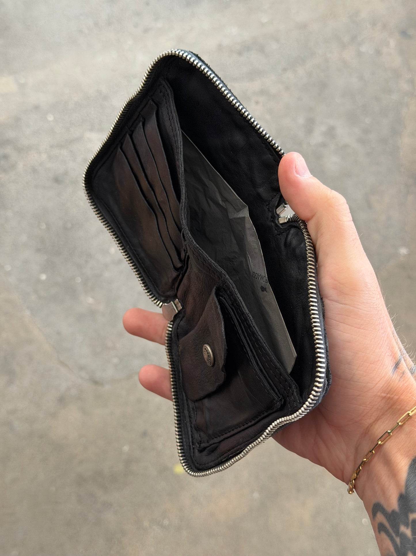 Campomaggi Leather Studded & Embellished Zip Bifold Wallet in Black