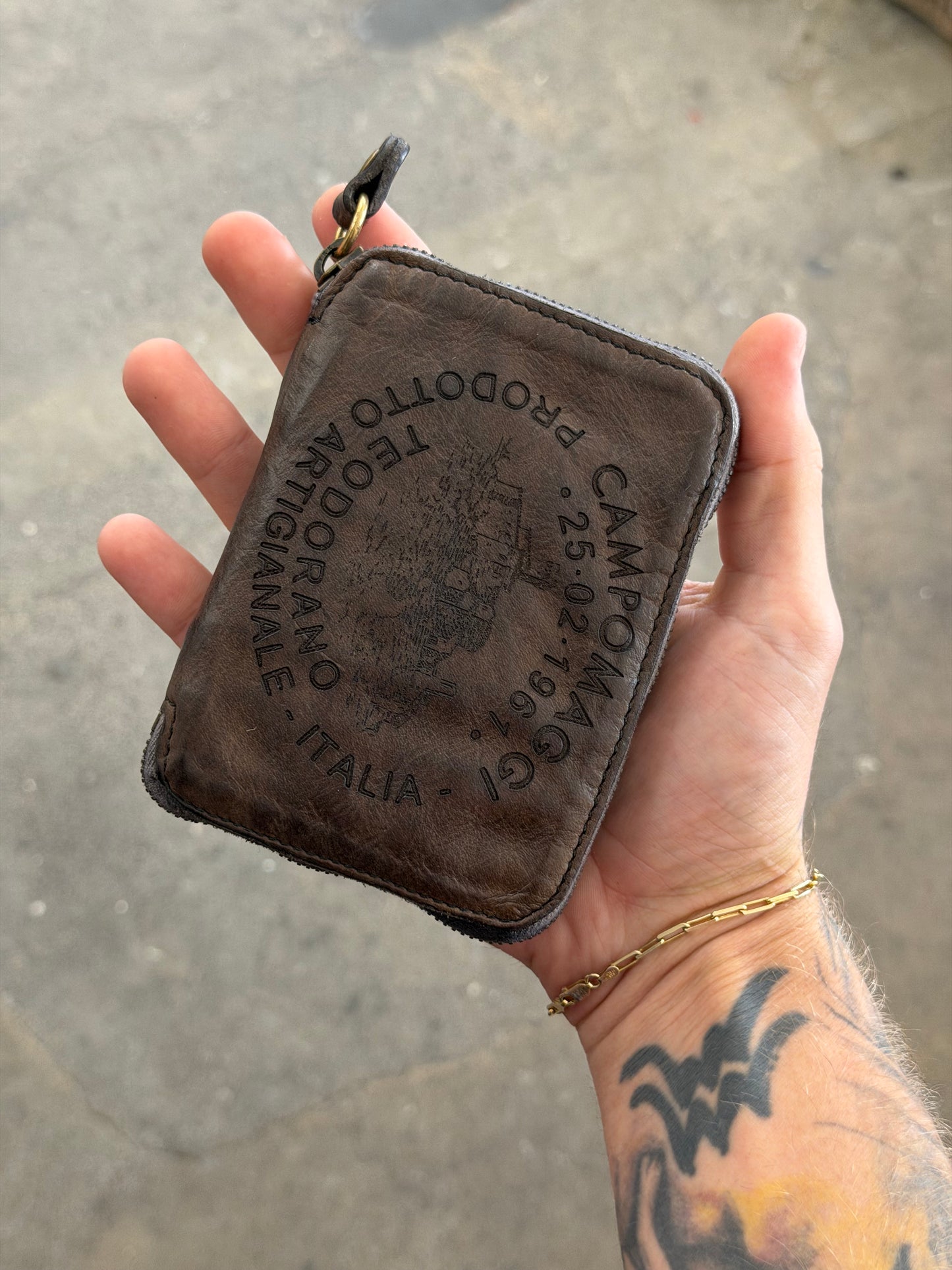 Campomaggi Leather & Laser Engraved Zip Bifold Wallet in Grigio