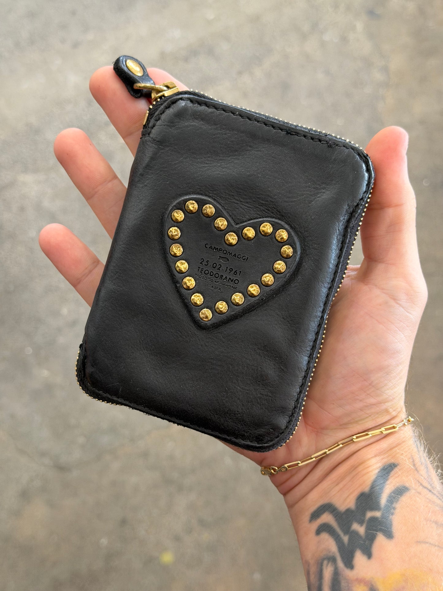 Campomaggi Leather Studded Zip Bifold Wallet in Black