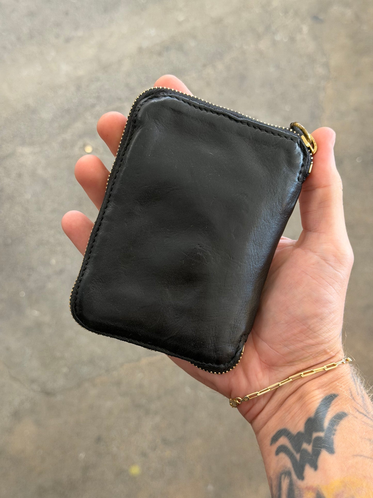Campomaggi Leather Studded Zip Bifold Wallet in Black