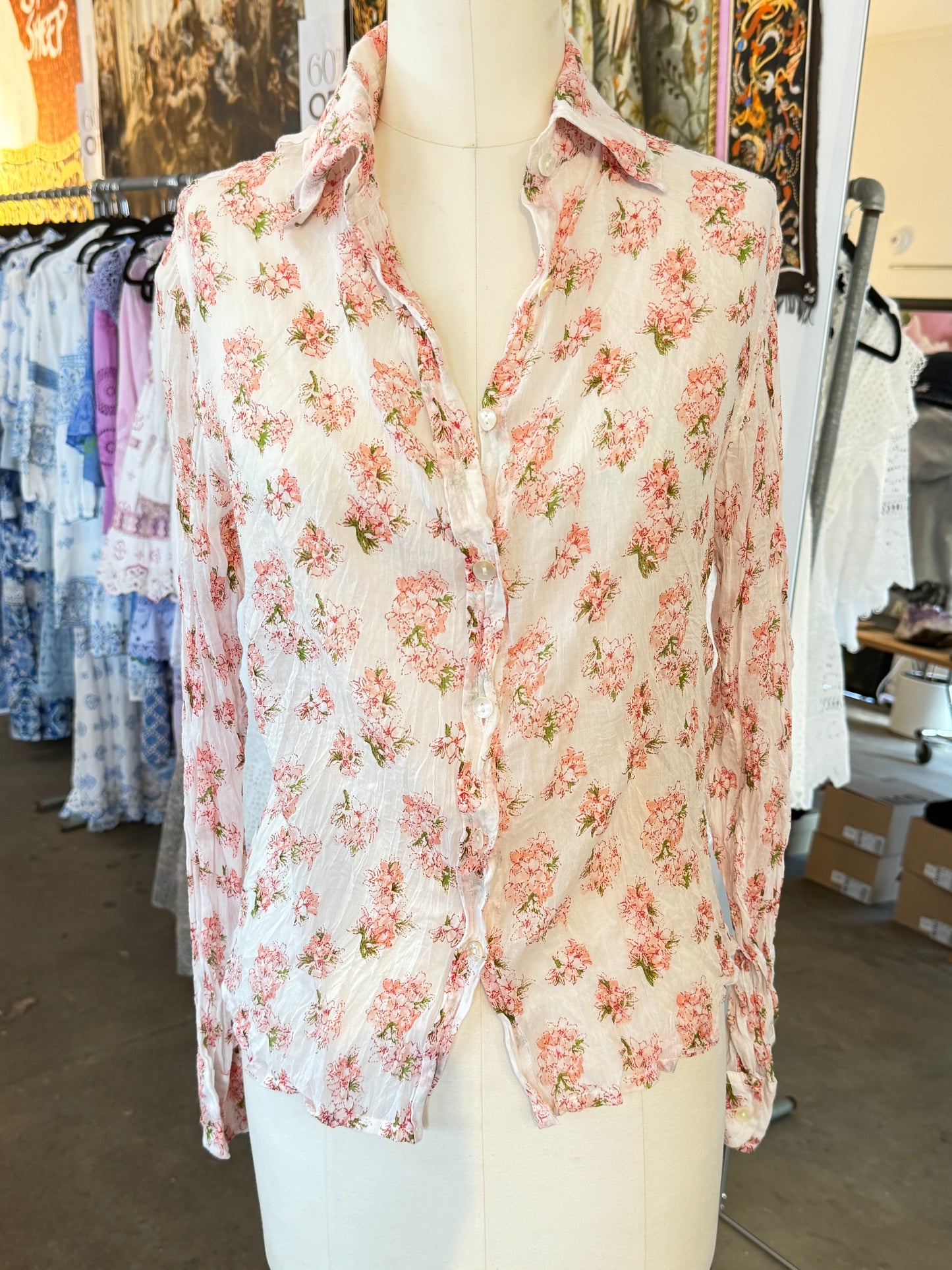 Nimbu Button Down Zu Shirt in Flory White