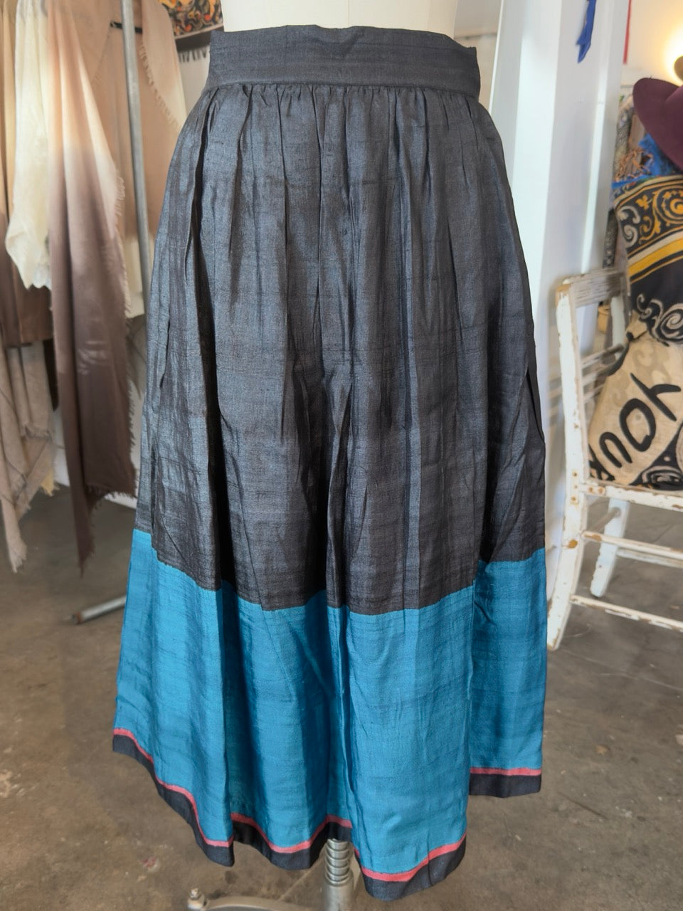 Nimbu IDI HP Silk Skirt in Black