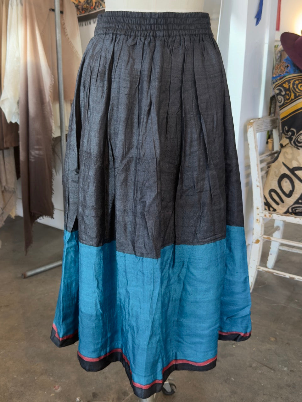 Nimbu IDI HP Silk Skirt in Black