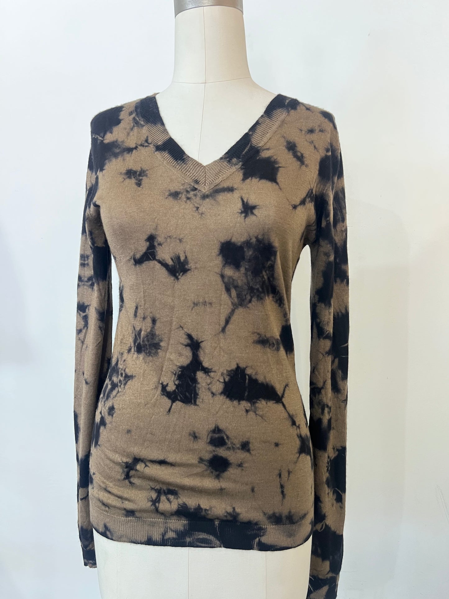 Parkerblue Cashmere V Neck Sweater