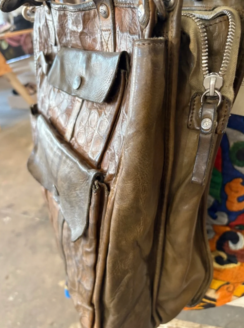 Campomaggi Tokyo Embossed Leather Shopping Tote in Verde Militare