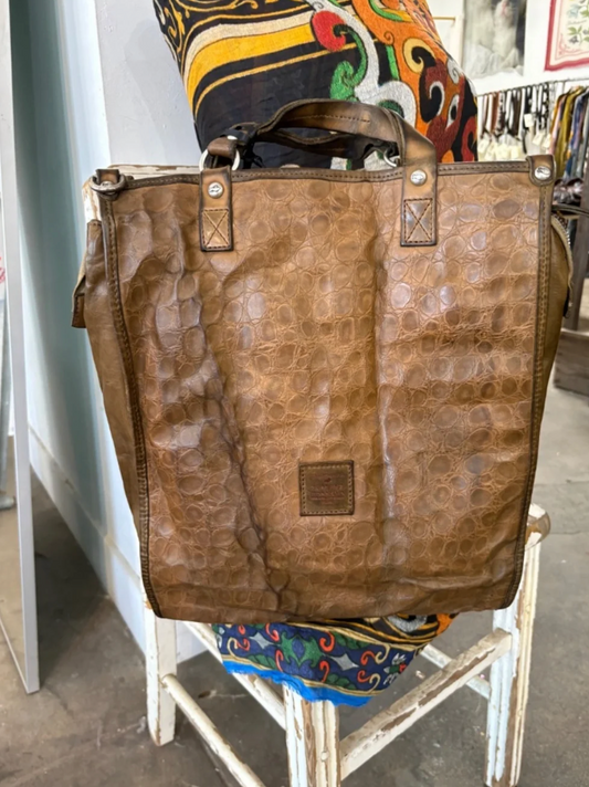 Campomaggi Tokyo Embossed Leather Shopping Tote in Verde Militare