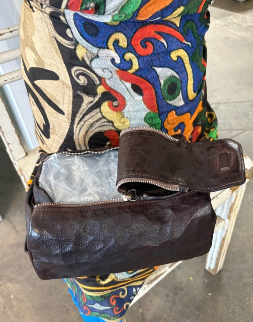 Campomaggi Beauty Embossed Leather Toiletry Bag in Moro