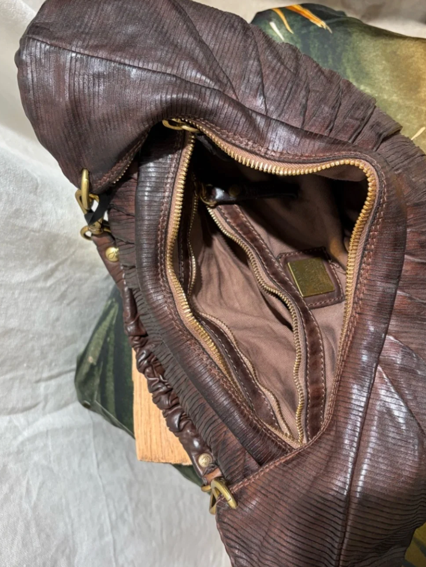 Campomaggi Shoulder Bag in Moro