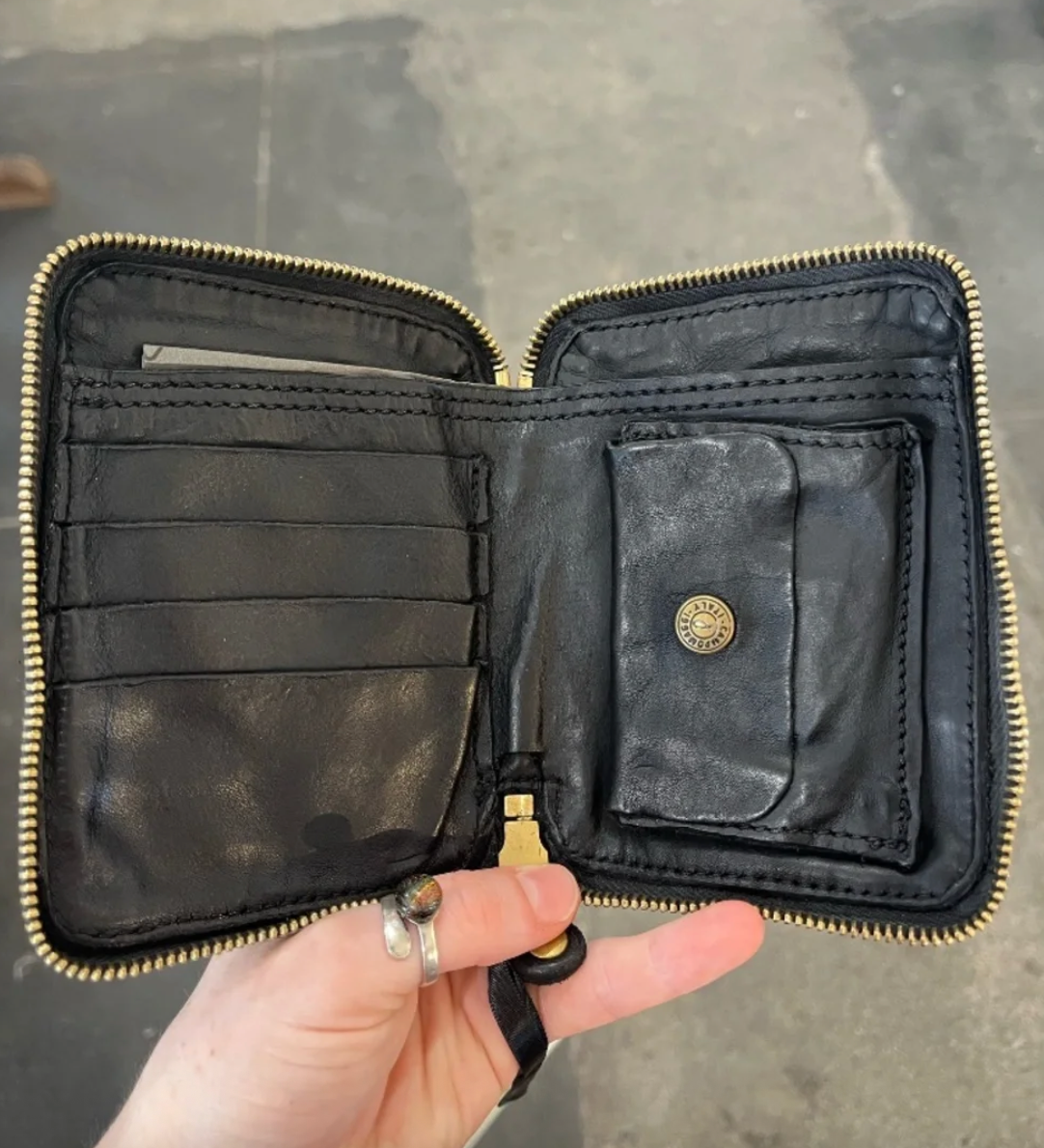 Campomaggi Leather Studded Heart Wallet